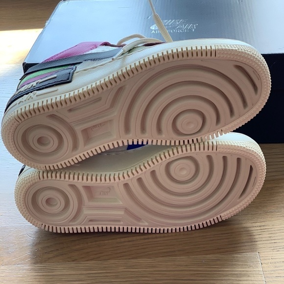 NIKE Air Force 1 Shadow SE Sneaker - Picture 6 of 11